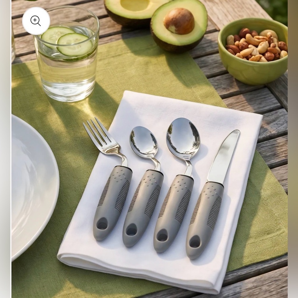 BASESMALL Angled Adaptive Utensils Set (Right Handed)